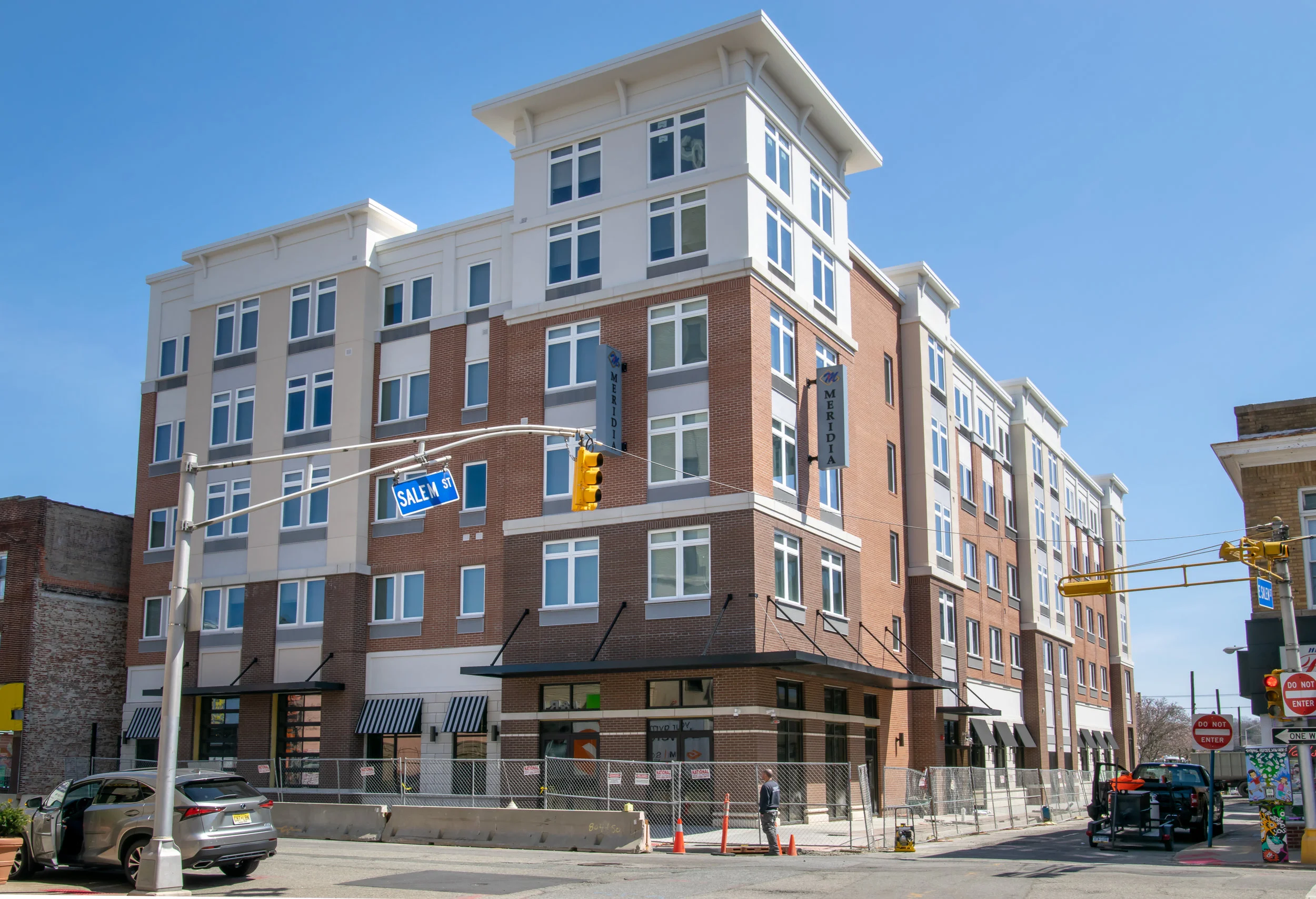 March Construction Builds Meridia Luxury Apartments on Main Street