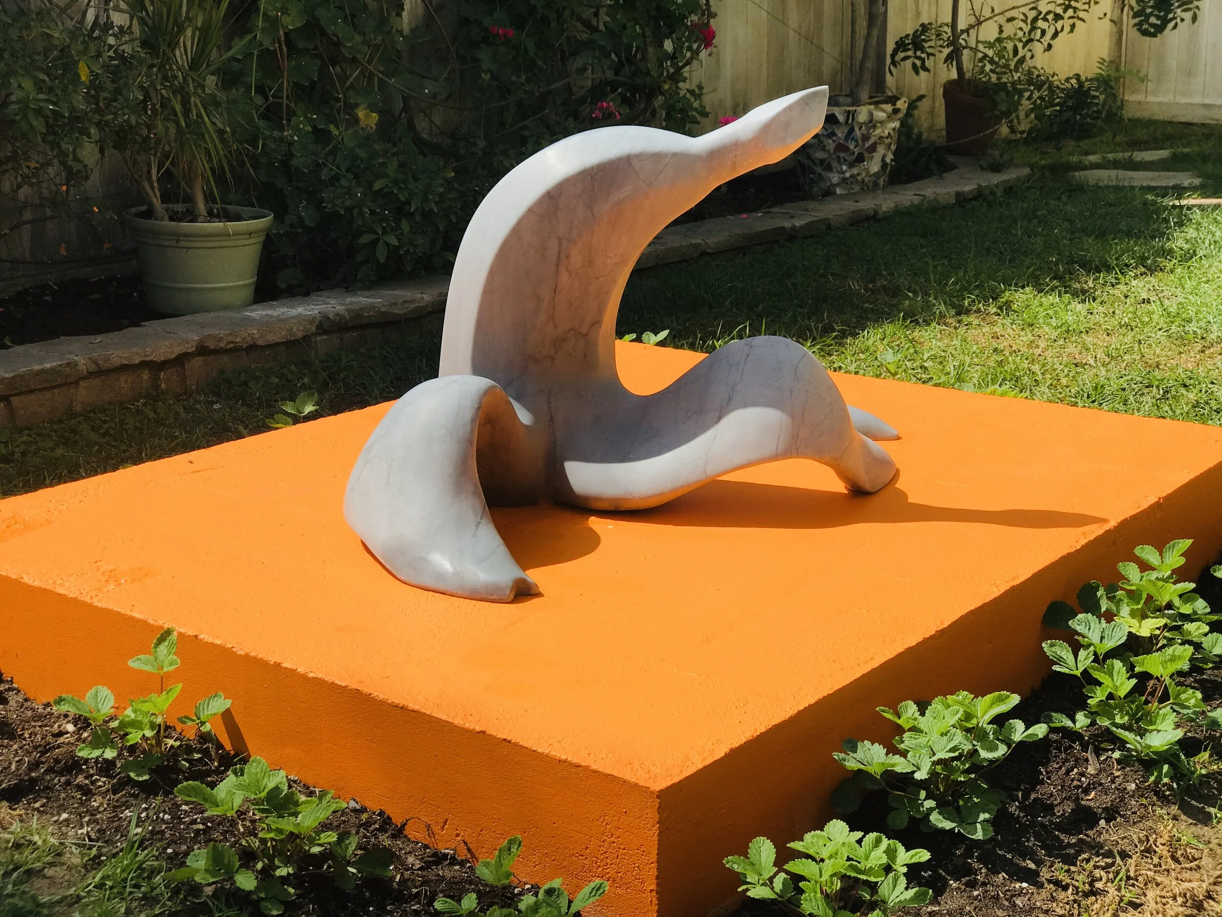 Banana Splits2020Bardiglio Scuro marble21x36x21 in
