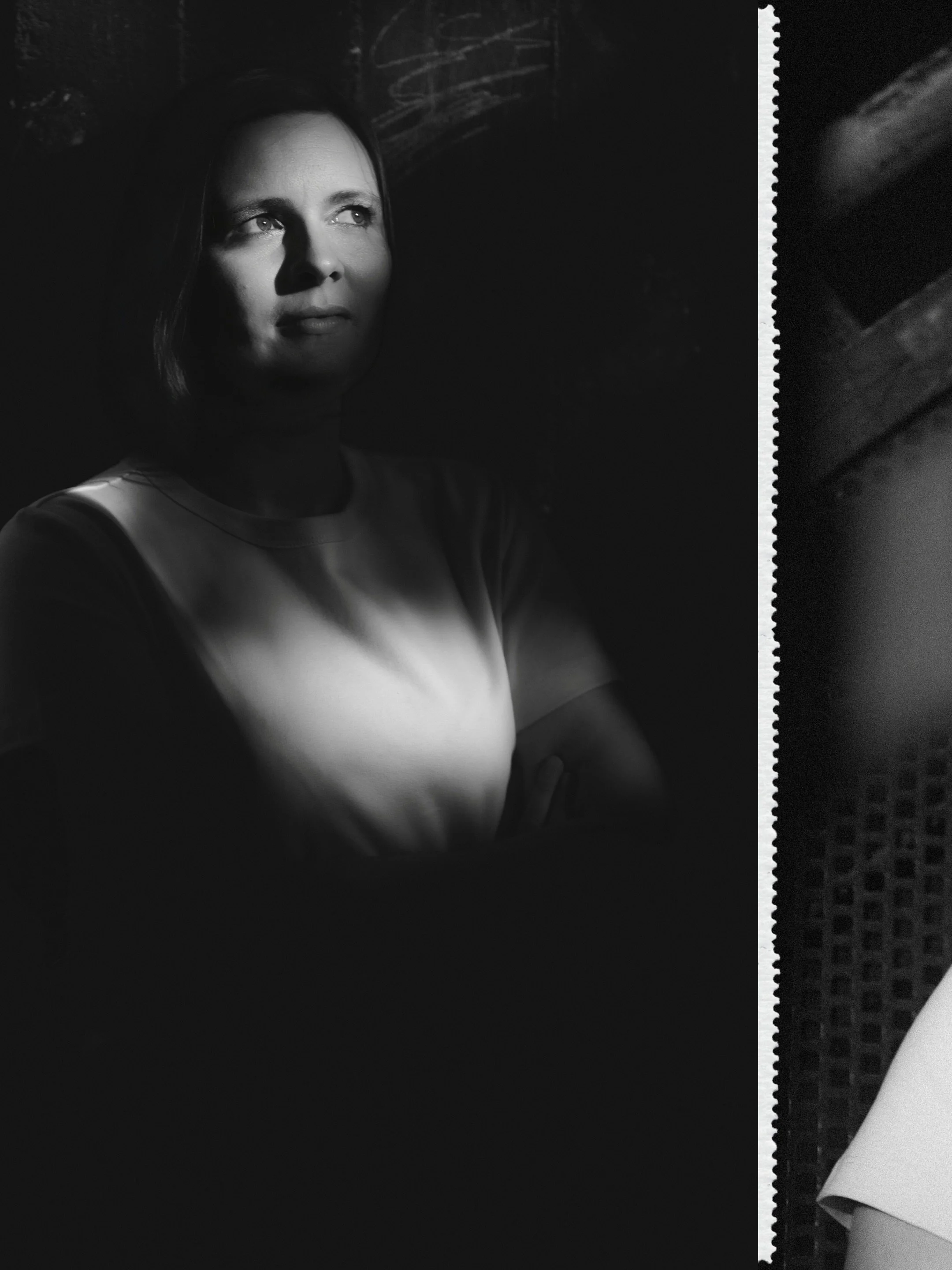 Manchmal schlie&szlig;t sich ein Kreis. ❤️

Nach unserem Familienshooting hatten wir beide noch Lust, die Gelegenheit zu nutzen und spontan ein kleines Portraitshooting dranzuh&auml;ngen.

Und irgendwie war das etwas Besonderes.

Denn sie stand schon