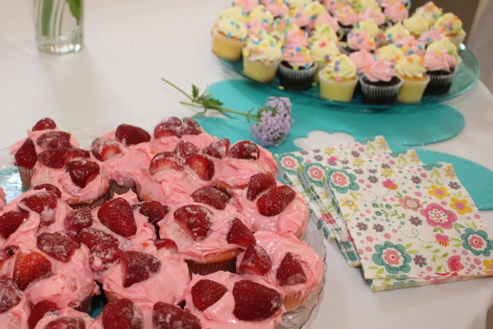 May cupcakes 2.jpg