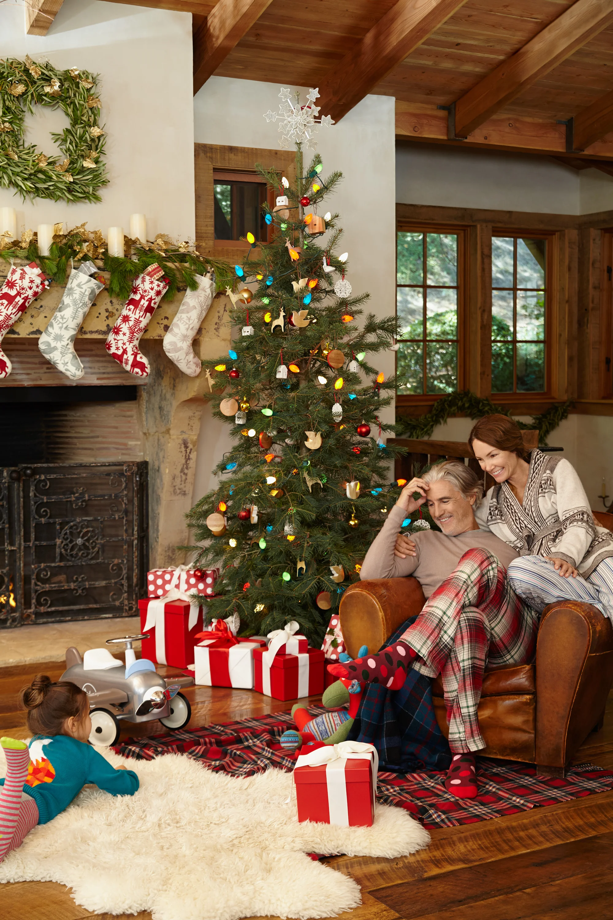 132409_REDLifestyle_Christmas_Morning 183_RT_v2.jpg