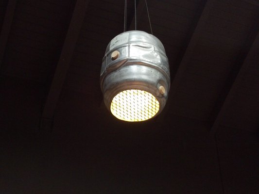 Keg Light at Maui Brewing Co. | Photo by Kevin P. | Keeper & Co. Blog