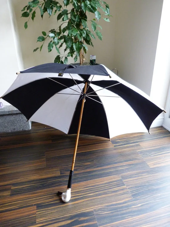 Fulton Black and White Umbrella | Swag UK | Keeper & Co. Blog