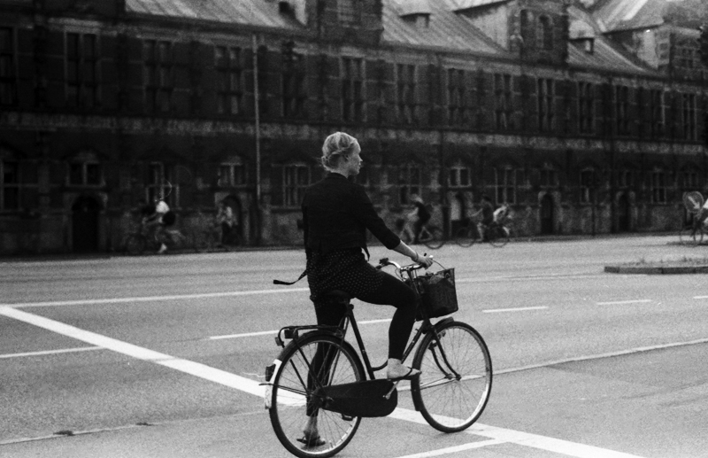 Almost 40% of people living in Copenhagen bike to work | photo by kopenhaven2 on Flickr | Keeper & Co. Blog