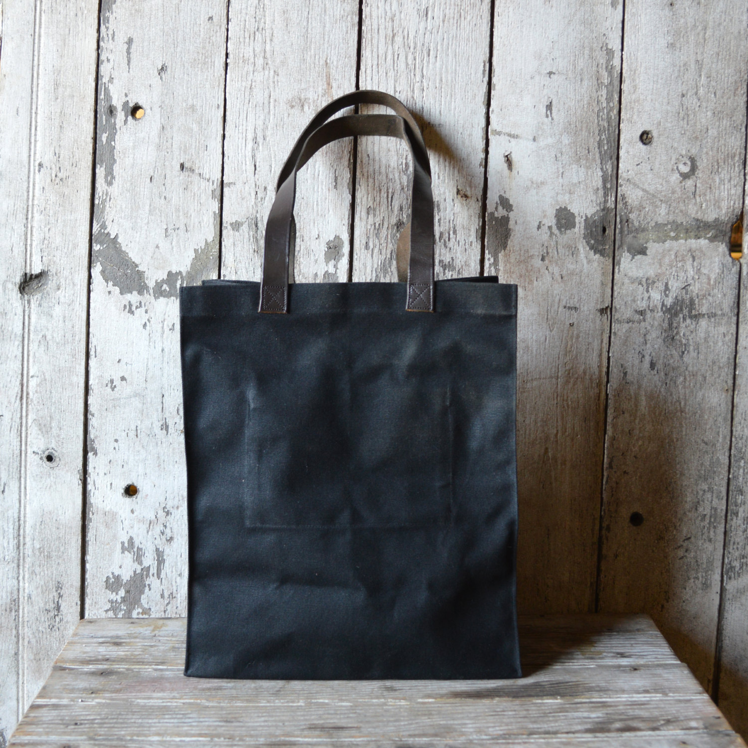 The Marlowe Carryall in Coal by Peg & Awl | 6 Eco-Friendly Tote bags | Keeper & Co. 