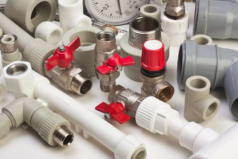 How To Choose the Right Kind of Plumbing Fittings and Fixtures