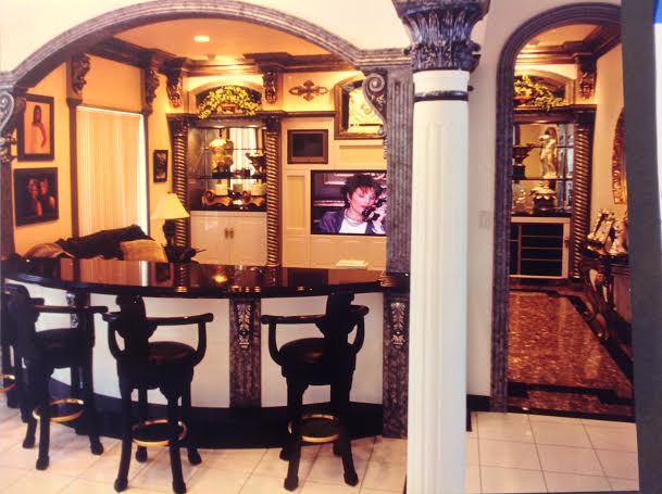 bar.jpg