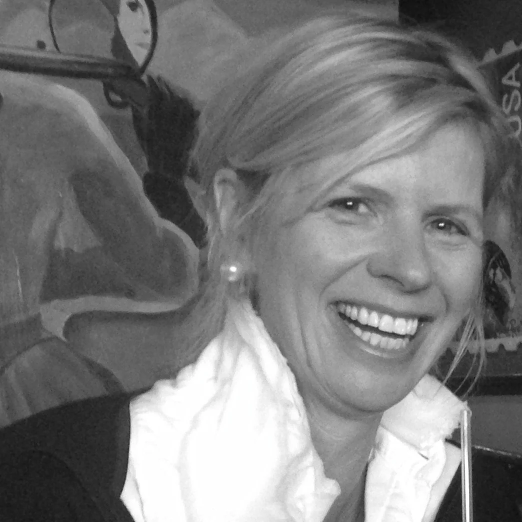 ERIN MCMAHONExecutive AssitantErin provides executive assistance to Mark Fraser and is involved in Interior design. She joined F+P at the commencement of our Australian busienss and is based in our Brisbane office.