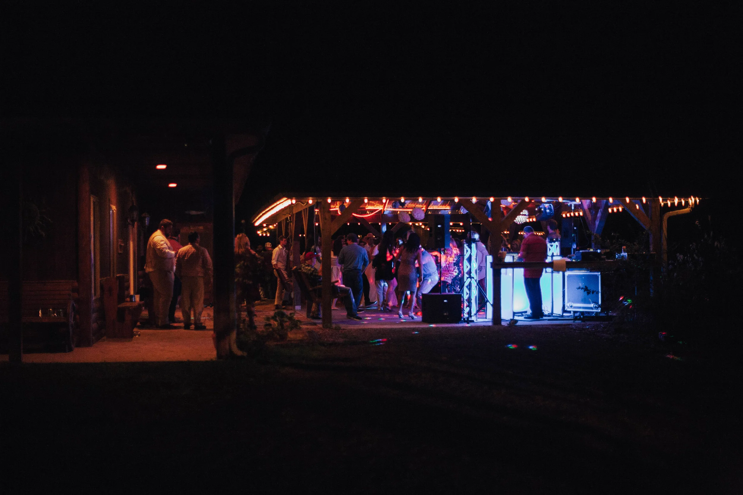 98Charis_Lauren_Nashville_Wedding_Photographer_.jpg