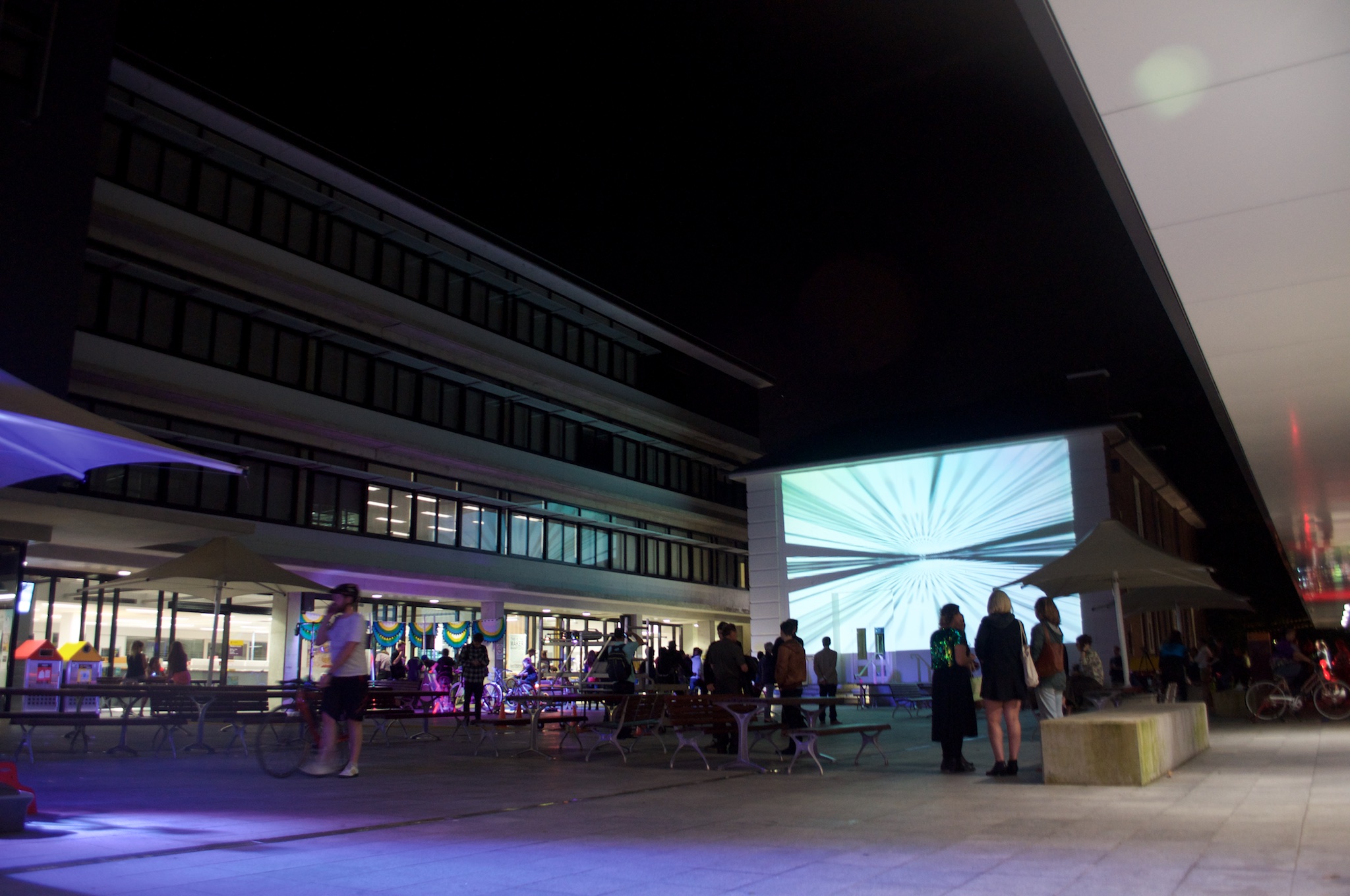 ground-courtyard.jpg