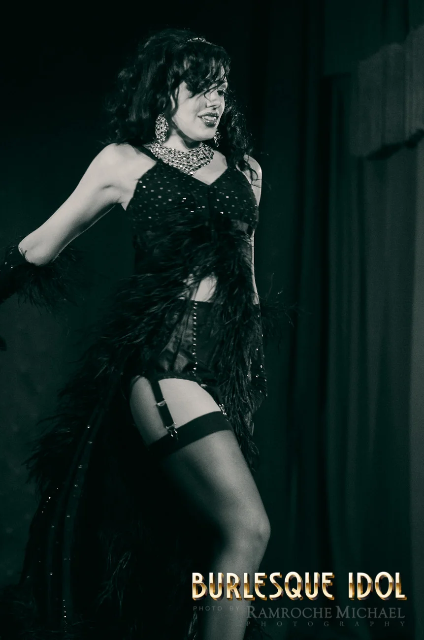 NY Burlesque Idol S01M04-300.jpg