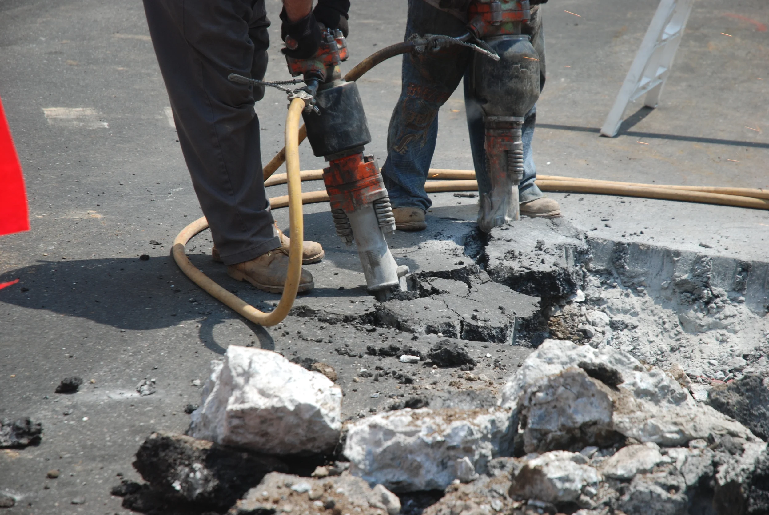 Contractors are often blamed for preexisting damage on job sites. Emerge Video Services provides detailed per-construction, progress and post-construction video documentation that will protect your company from fraudulent claims.