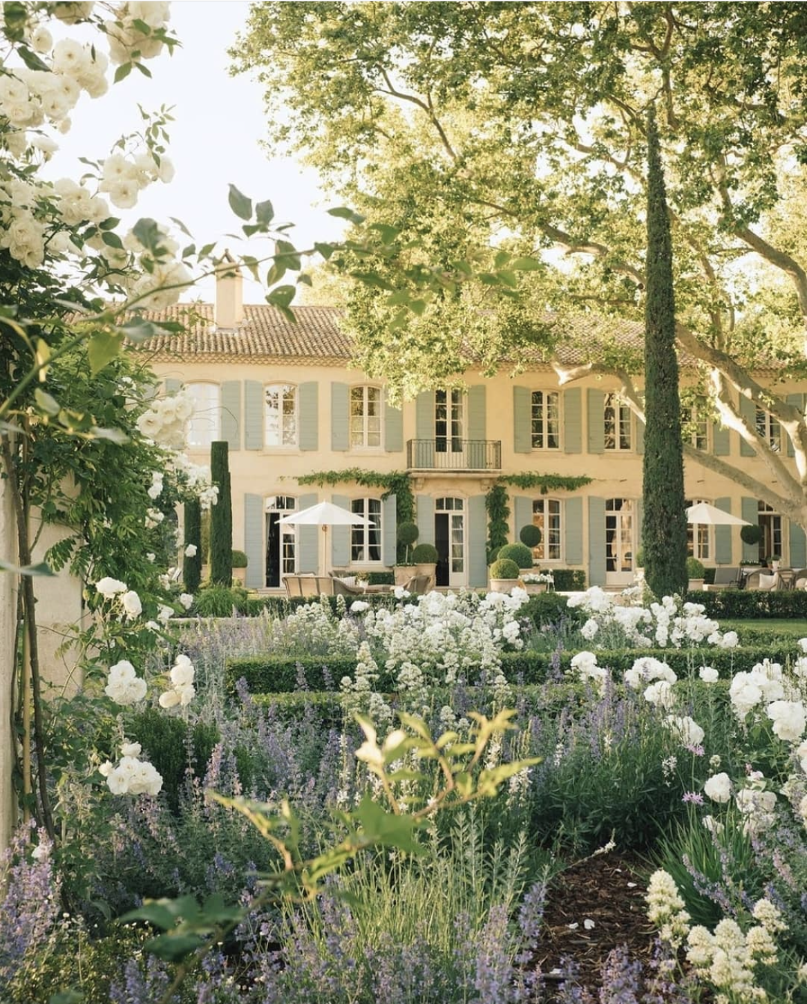 The Glam Pad