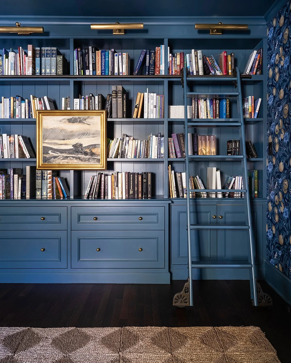 kat_lawton_interiors_-_seattle_interior_designer_-_seattle_dutch_colonial_-_garman_km1628-hdr-edit.jpg