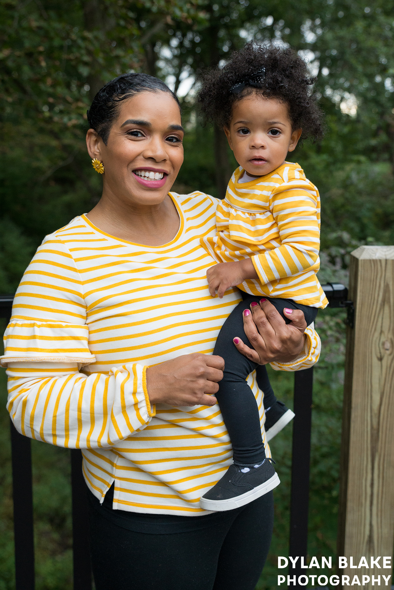 cruz-family-portrait-bowen-park-waukegan-13.jpg