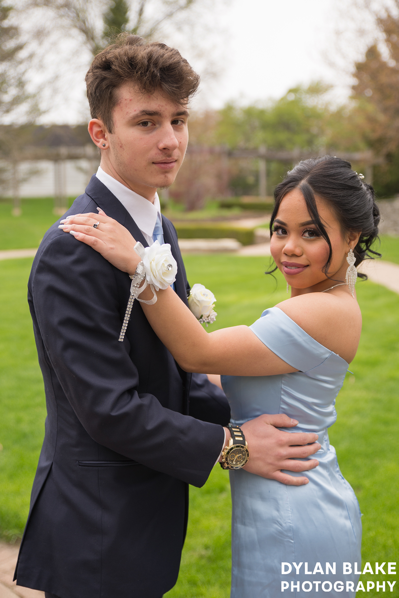 eliza-and-nico-prom-bowen07.jpg