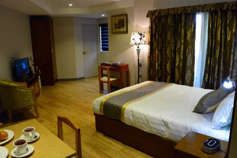 BEDROOM2.jpg