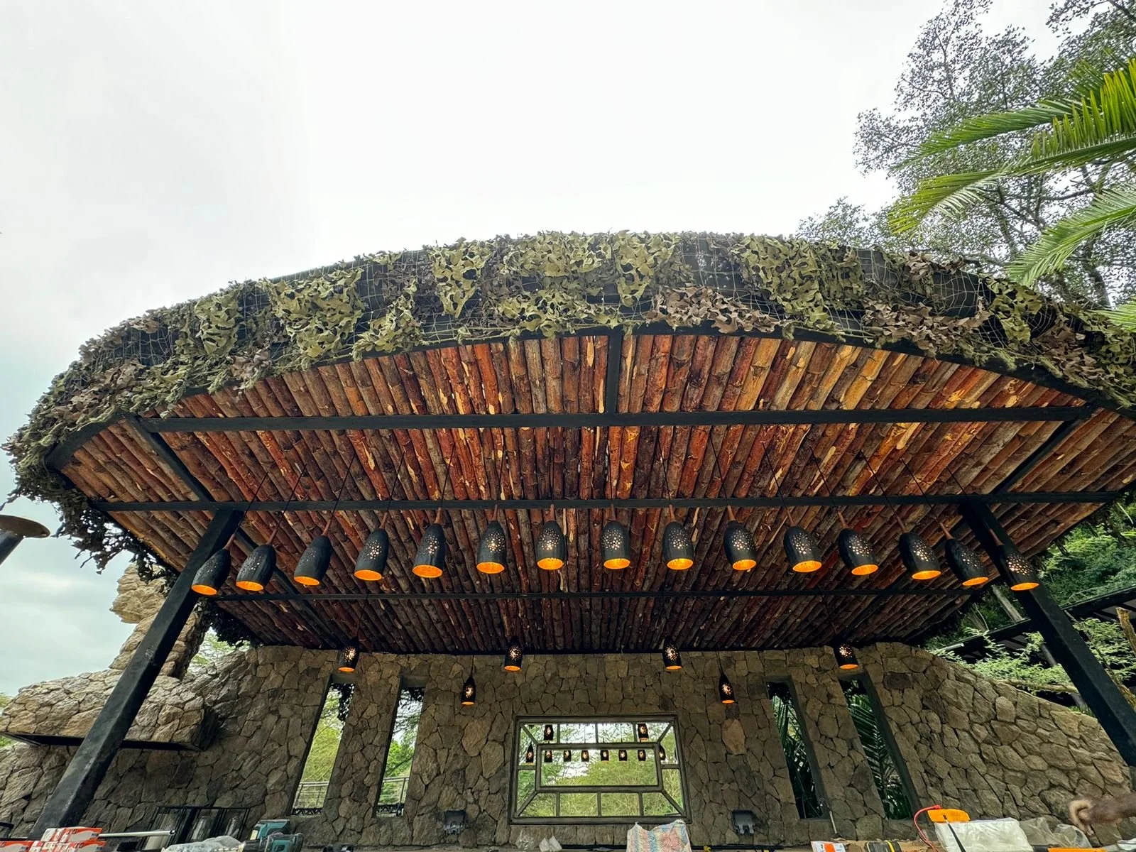 bar daytime 2.jpg