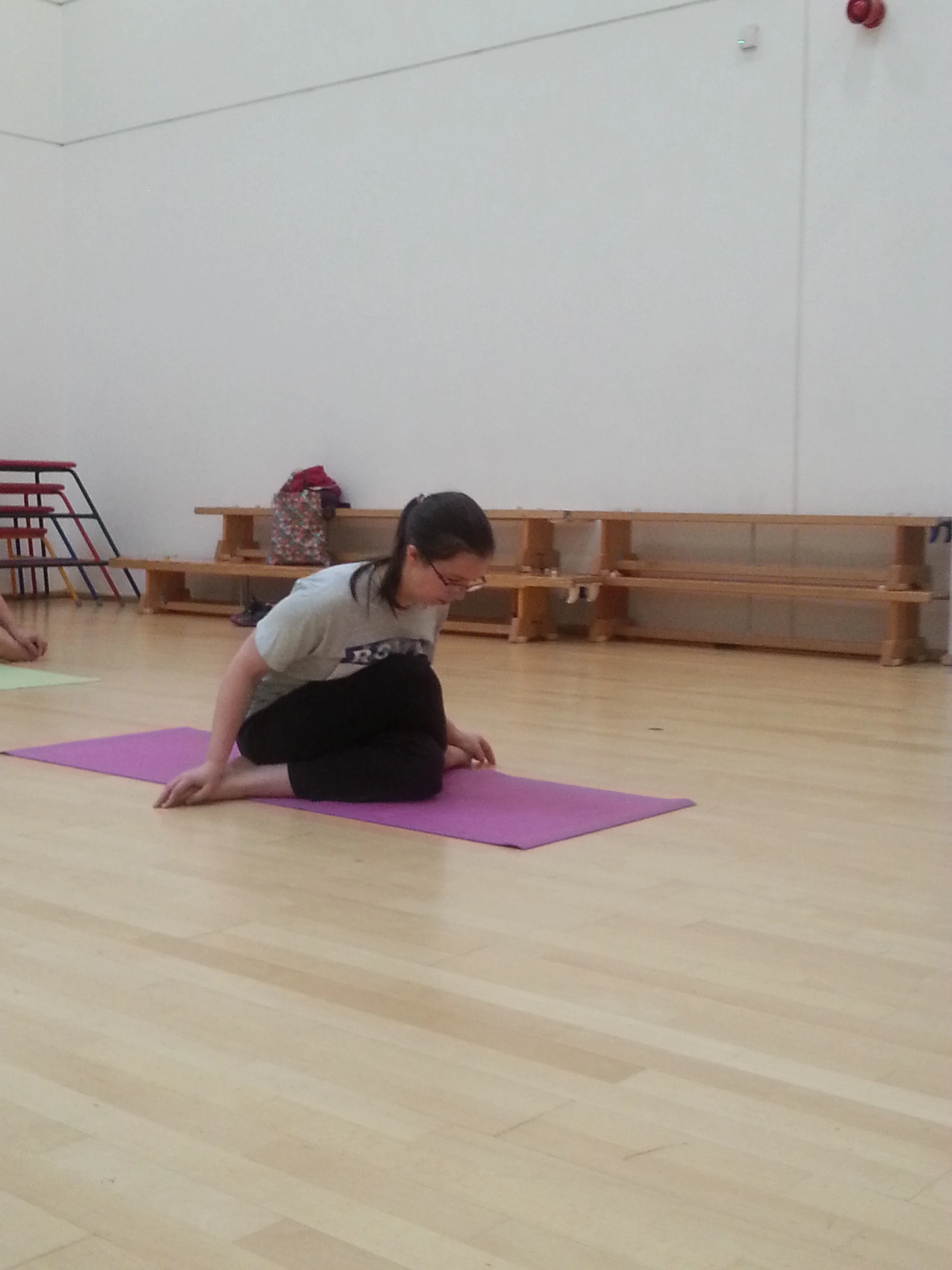 Yogarei Gomukasana
