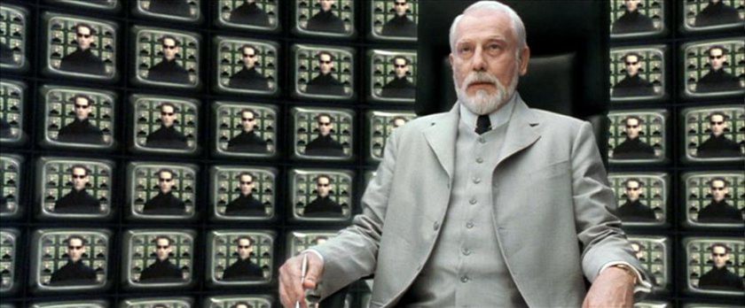 "3 bölüm beklediniz, ergo, artık Matrix referansları şelale gibi akıyor".