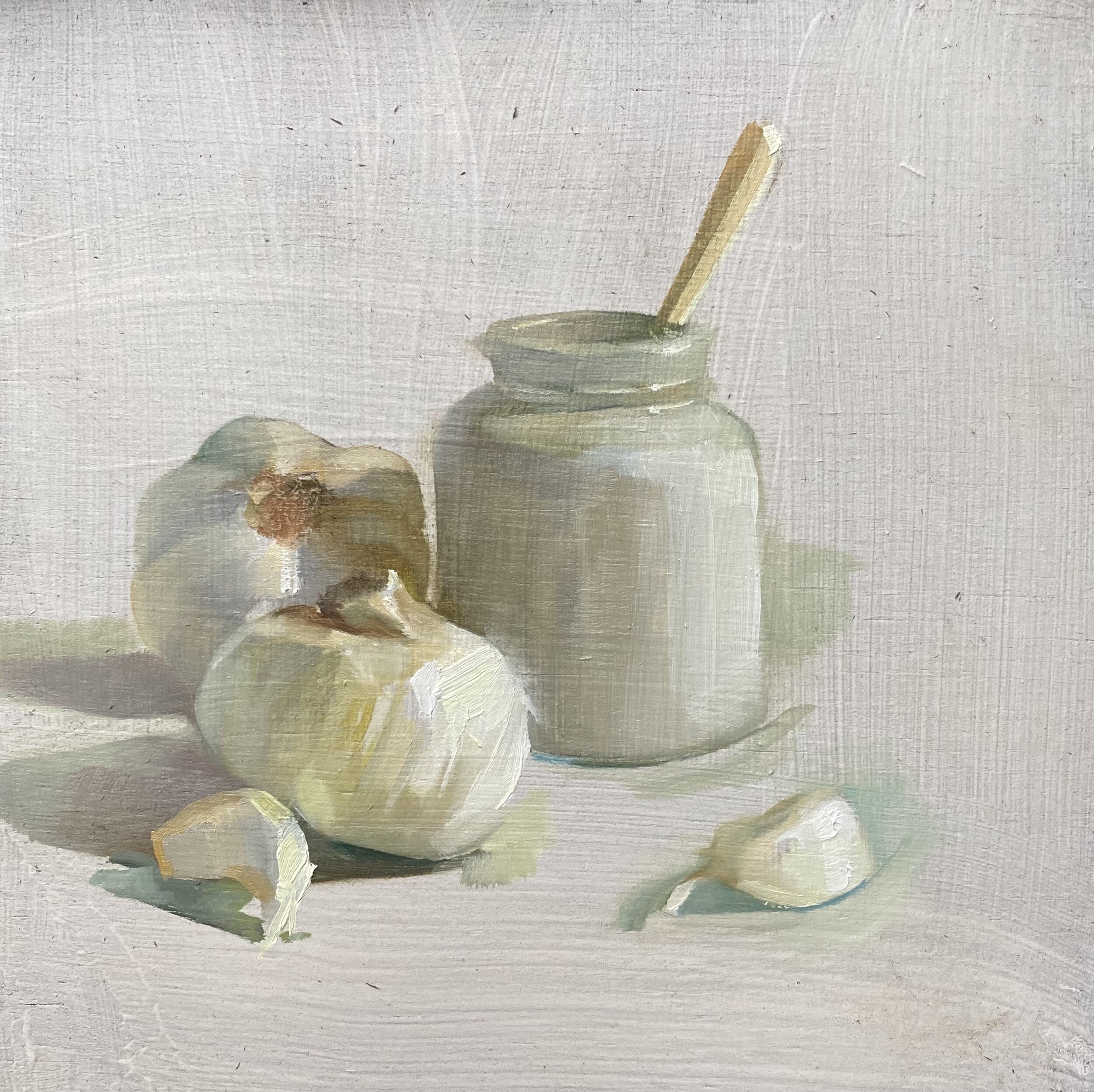 The Garlics with small pot.