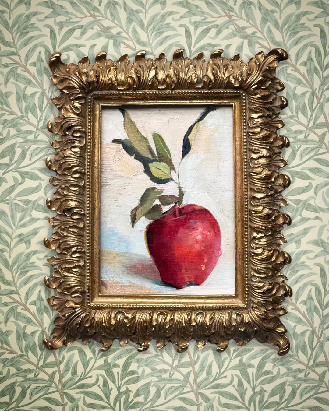 Just Washed by Harriet.

Available.
Oil on Panel, framed.
5x7 inches (9x11 in frame)
Link in Bio.

#apple #fruitpainting #oilpainting #oilstudy #presentidea