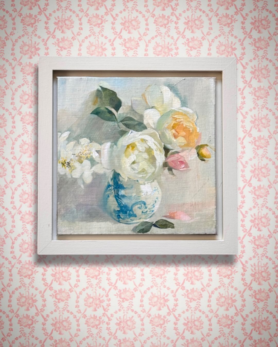 A Rose Study by Harriet.

Available.
Oil on Canvas Panel, framed.
8x8 inches-10x10 inches in frame.
Link in Bio.

#rosepainting #presentideas #davidaustinroses #artbuyer #originaloilpainting