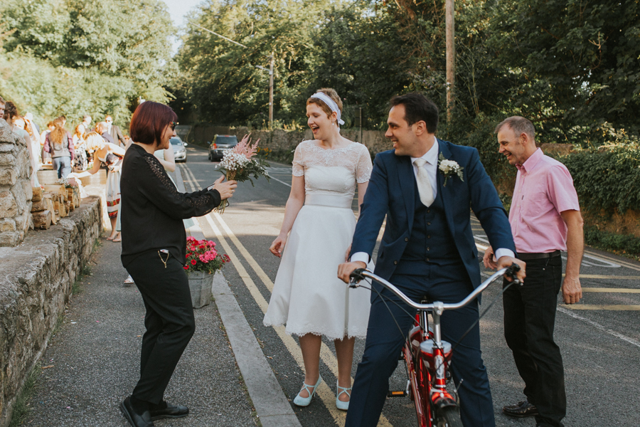 a+b+cityhall_anglers_rest_dublin_city_wedding_preview_098.jpg