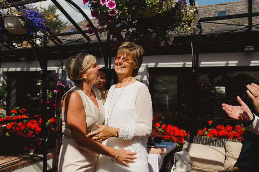 d+g_beaufield_mews_wedding_lgbt_liviafigueiredo_69.jpg