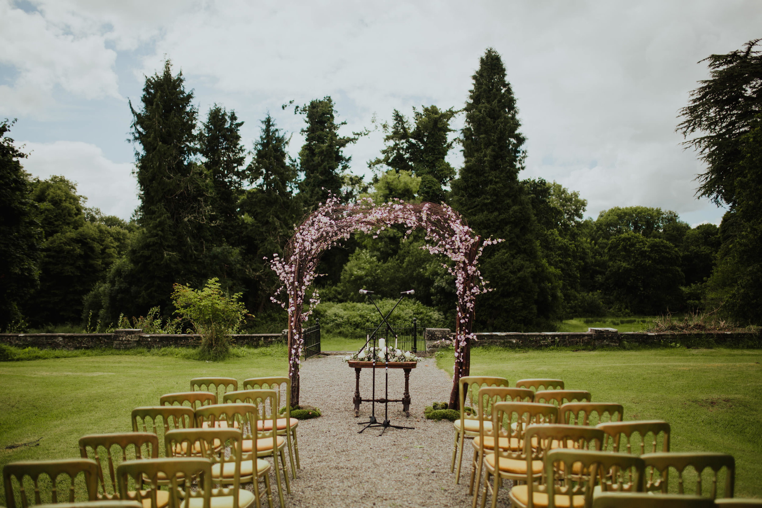 a+s_temple_house_sligo_wedding_livia_figueiredo_400.jpg