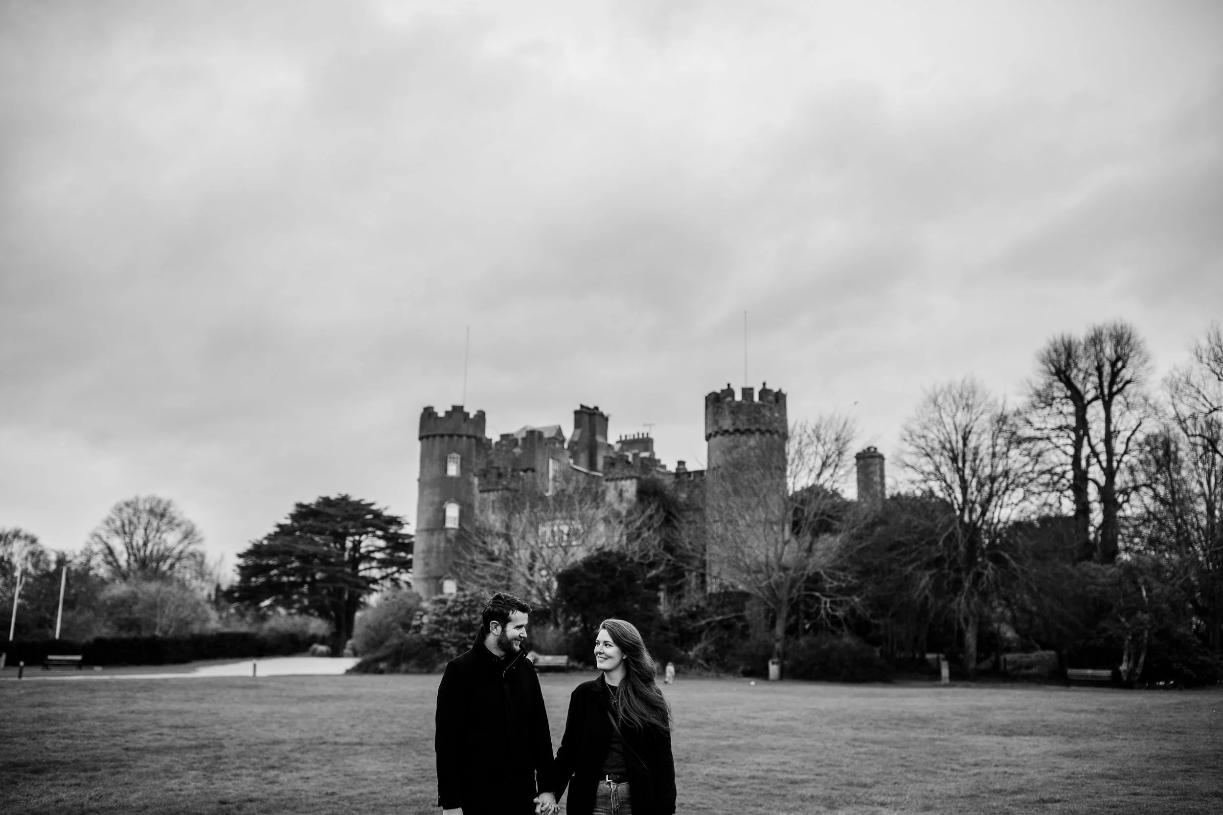 j&m_malahide_castle_engagement_session.jpg