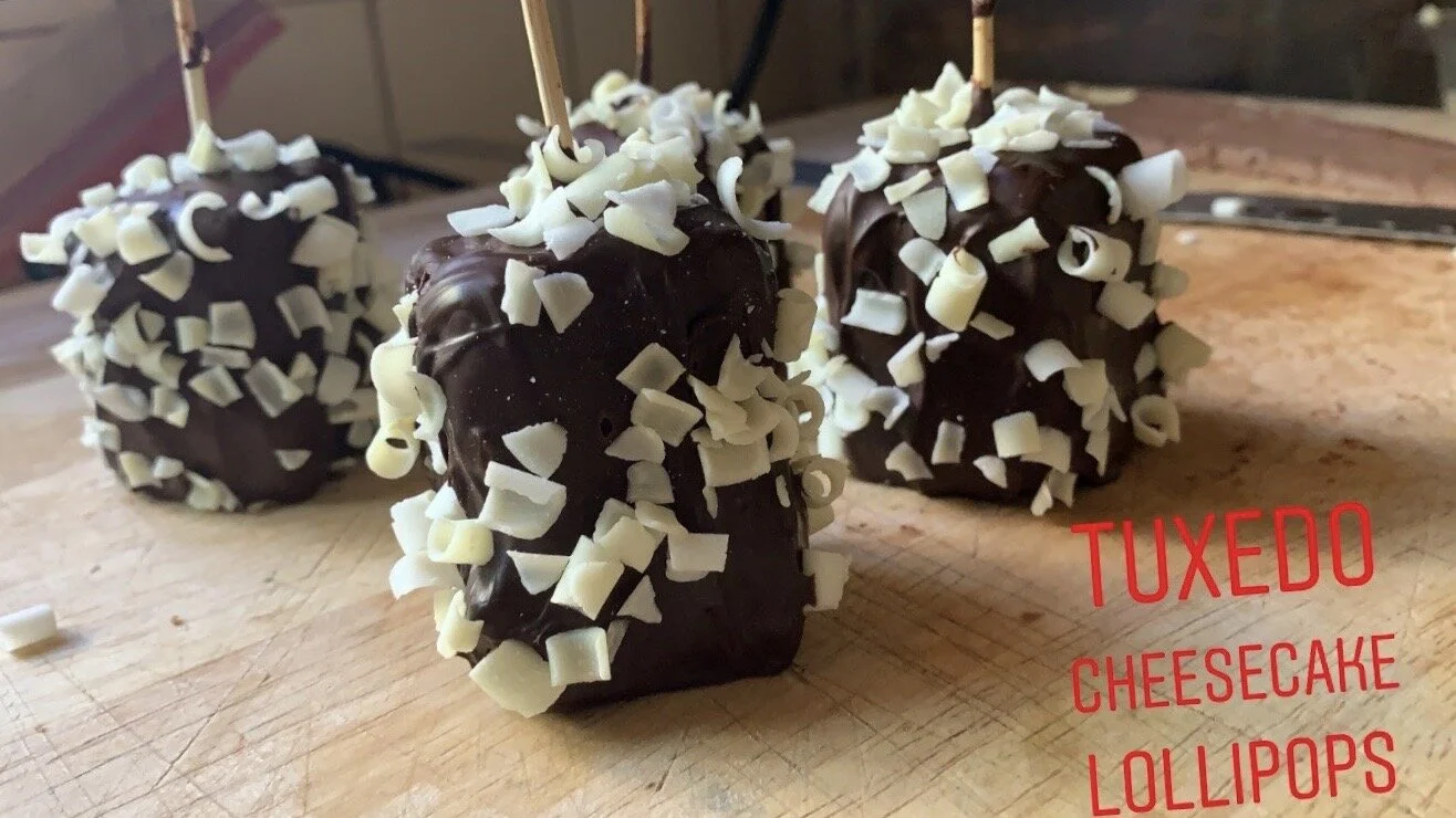 Tuxedo Cheesecake.3.JPG