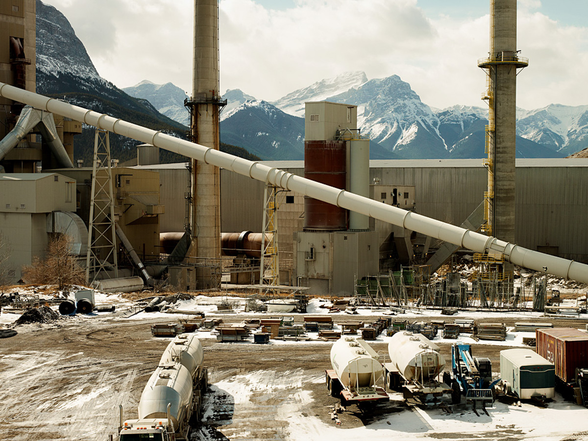 81_Ress_Mining_2.jpg
