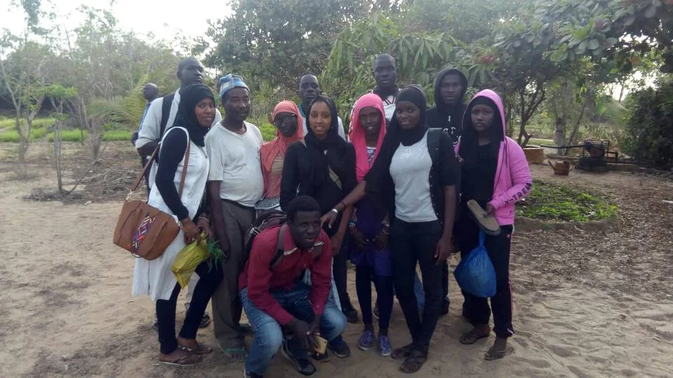  Des membres du Club Environnement du Lycée Sergent Malamine Camara