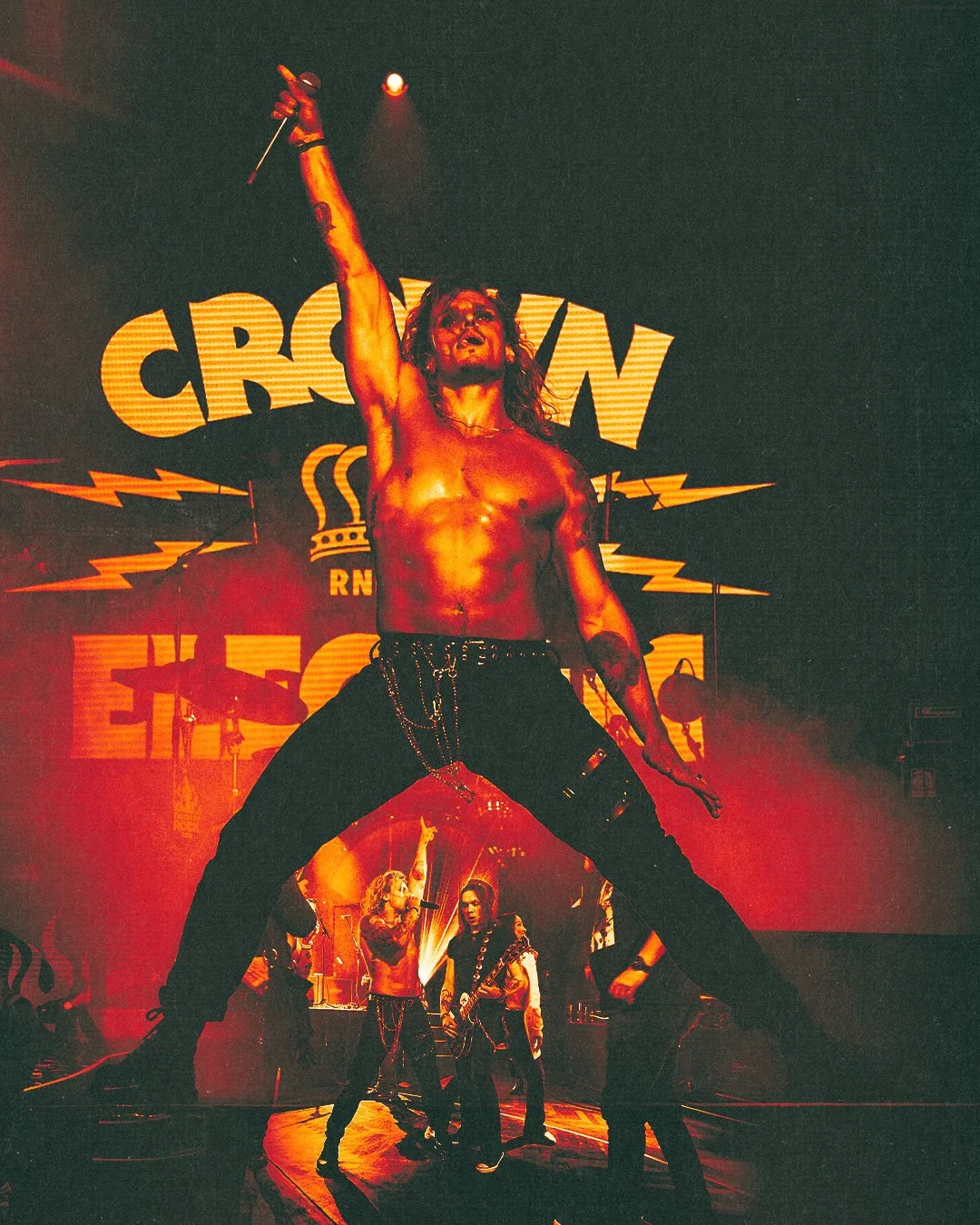 crown-electric_swipe_07.jpg