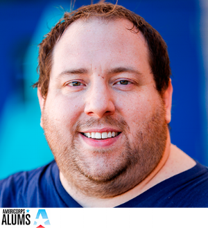 Ryan Mick, Director Académico