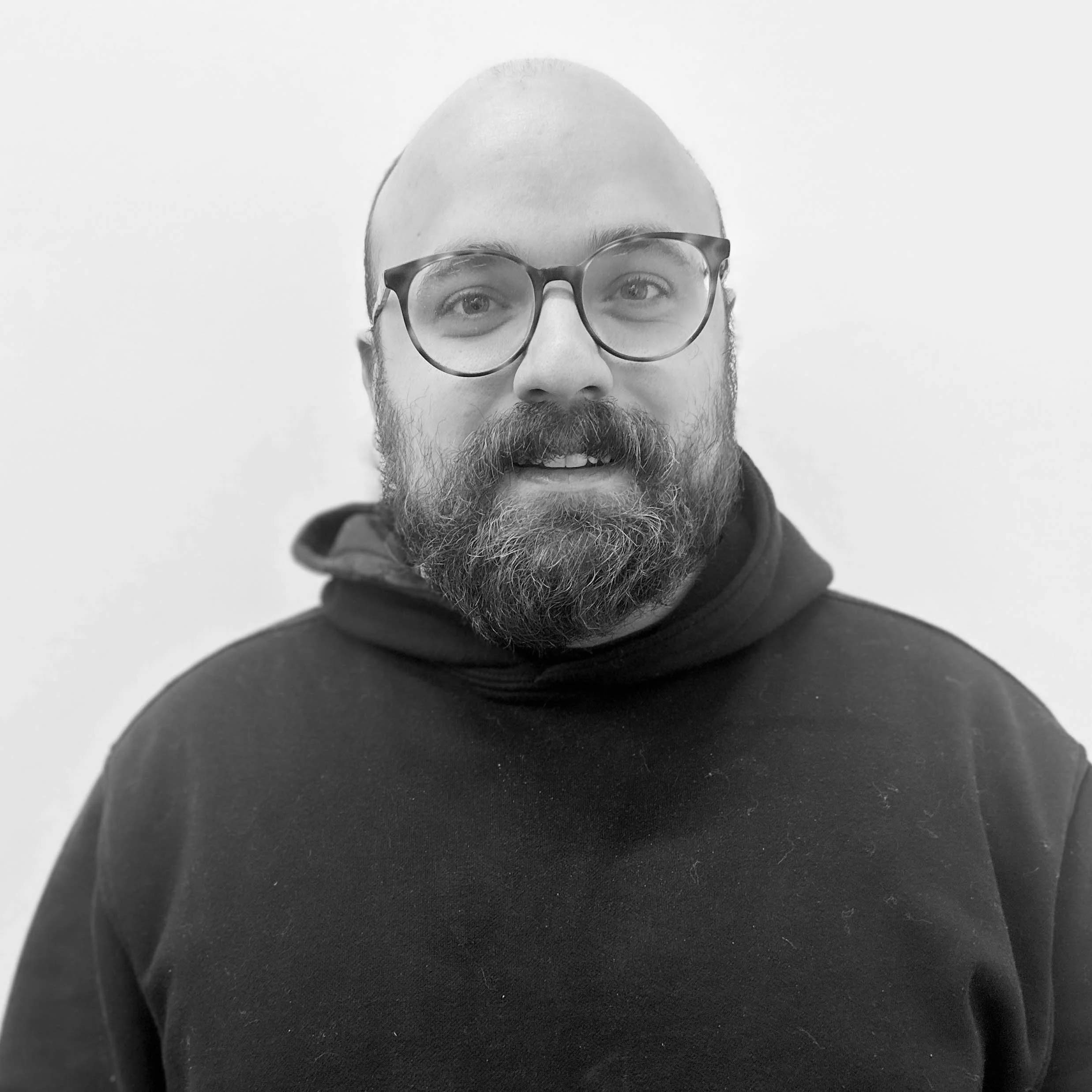 Noah Lefevre - Communications