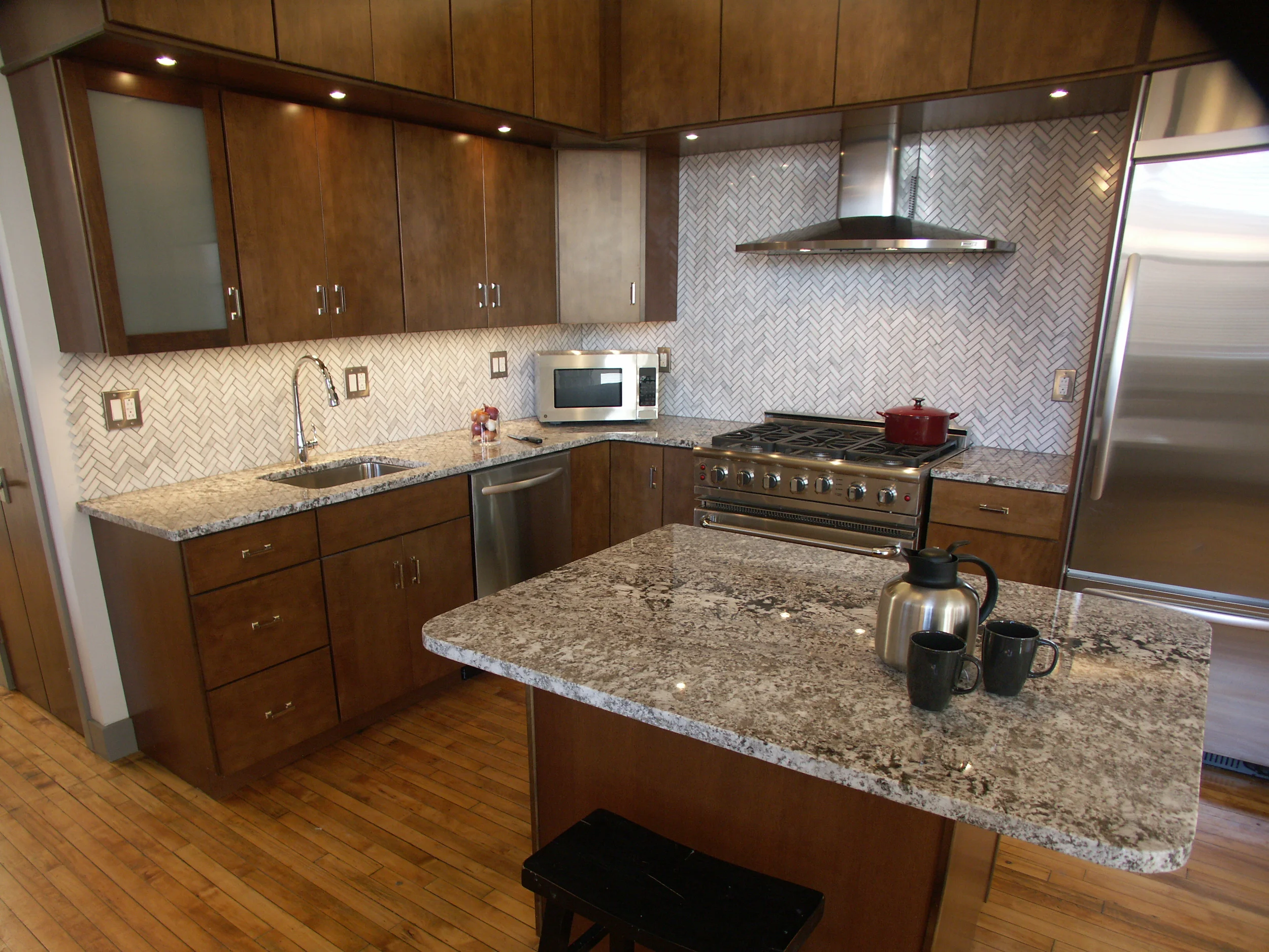 4 kitchen island.JPG