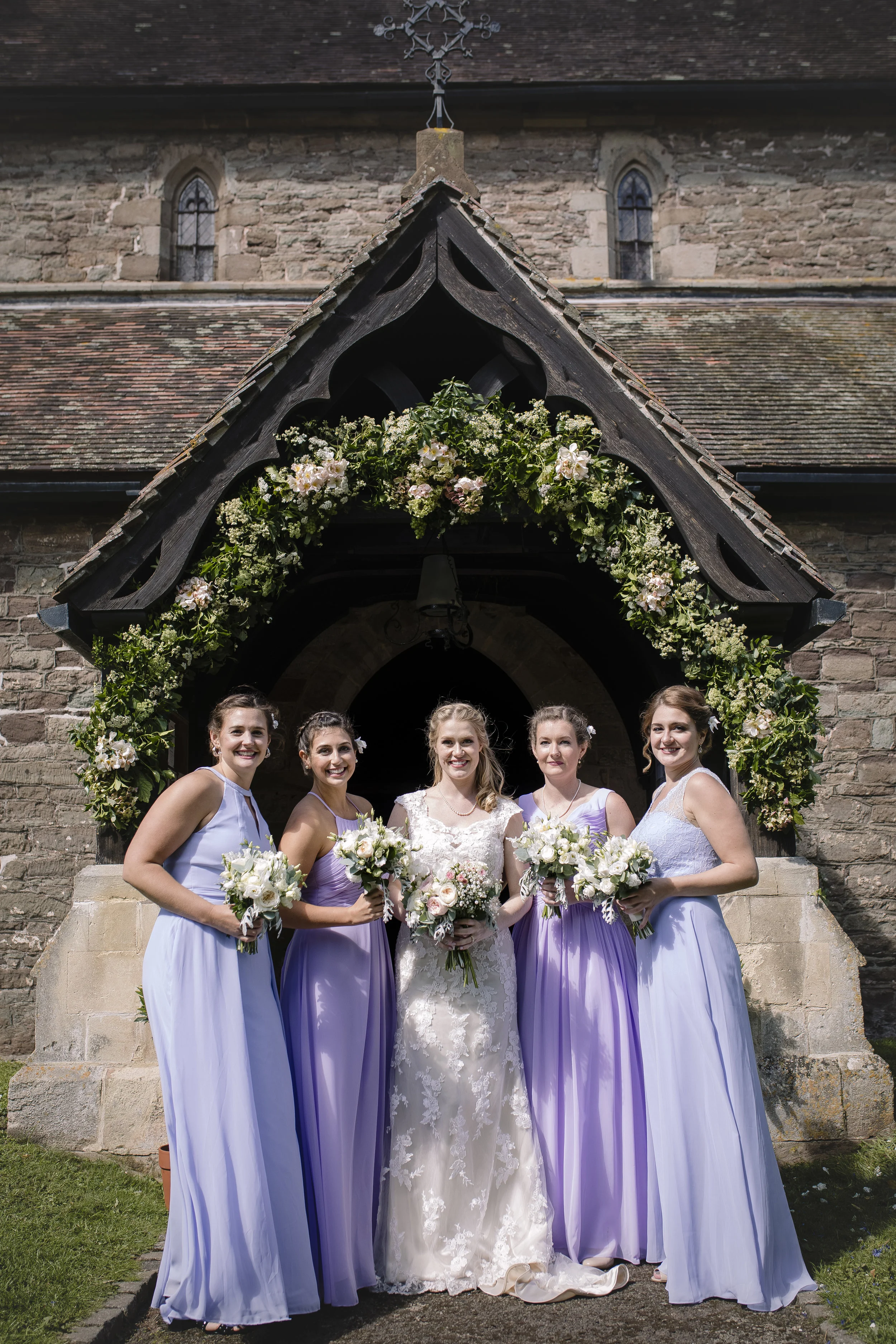  Photographer-&nbsp;Lucy J Toms Photography.  http://www.lucyj.net/  Wedding Planner- Amy http://amaranthyne.co.uk/ 