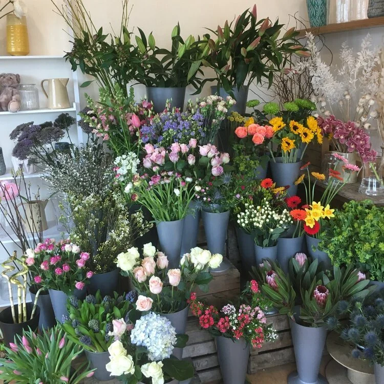 florist choice hand tied bouquet.jpg