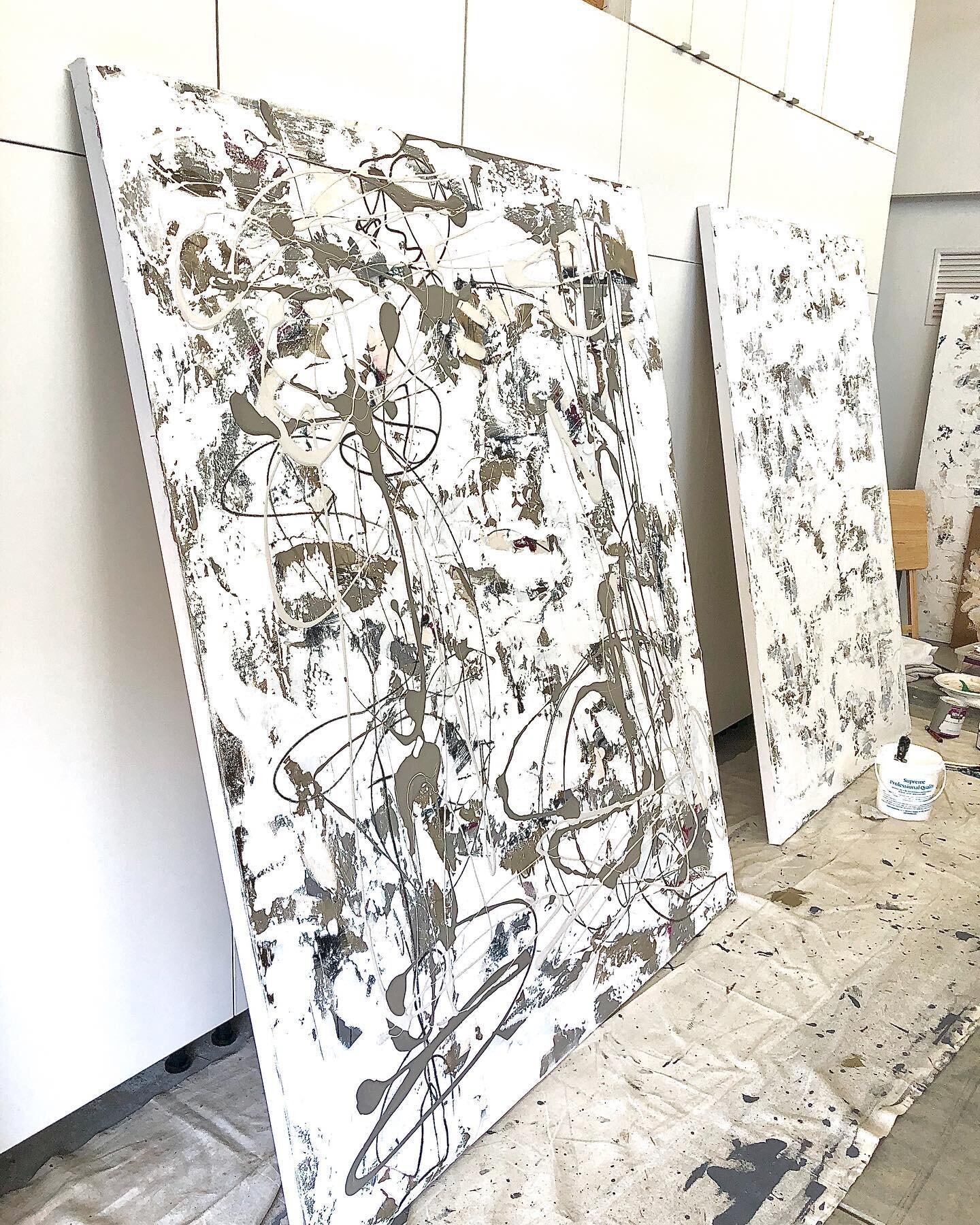 Living in a land of chaos, searching for serenity 〰️〰️▪️◾️▪️
.
.
.
.
#texture #line #whitepainting #meditationspace #abstractexpressionism 
#art #contemporaryart #artist #modernart  #artwork #instagood # #artsy #artofinstagram #abstractart #instaart 