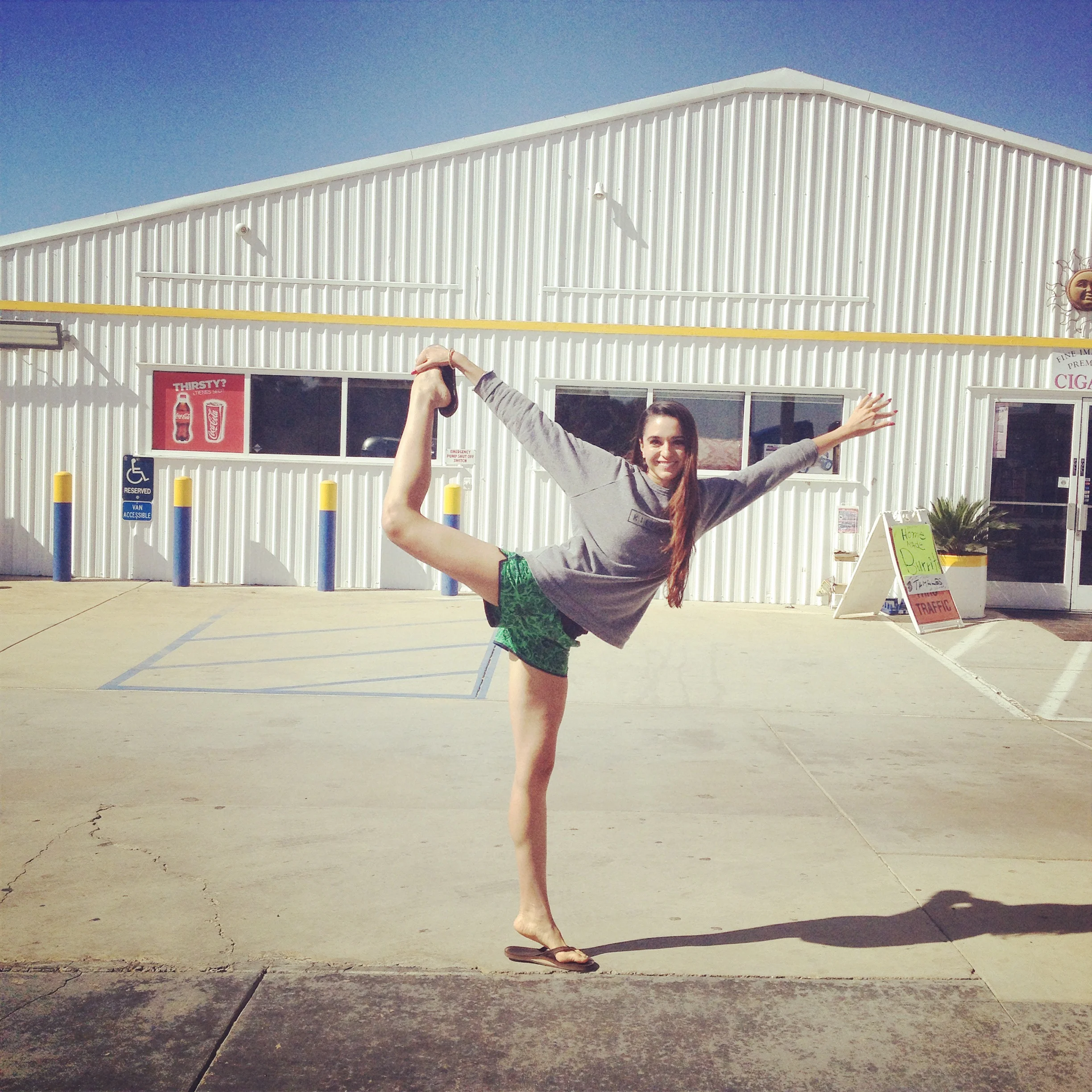 in the middle of a long road trip.. doing my first and only stretch in basically 5 weeks. glad I am so good to my body.