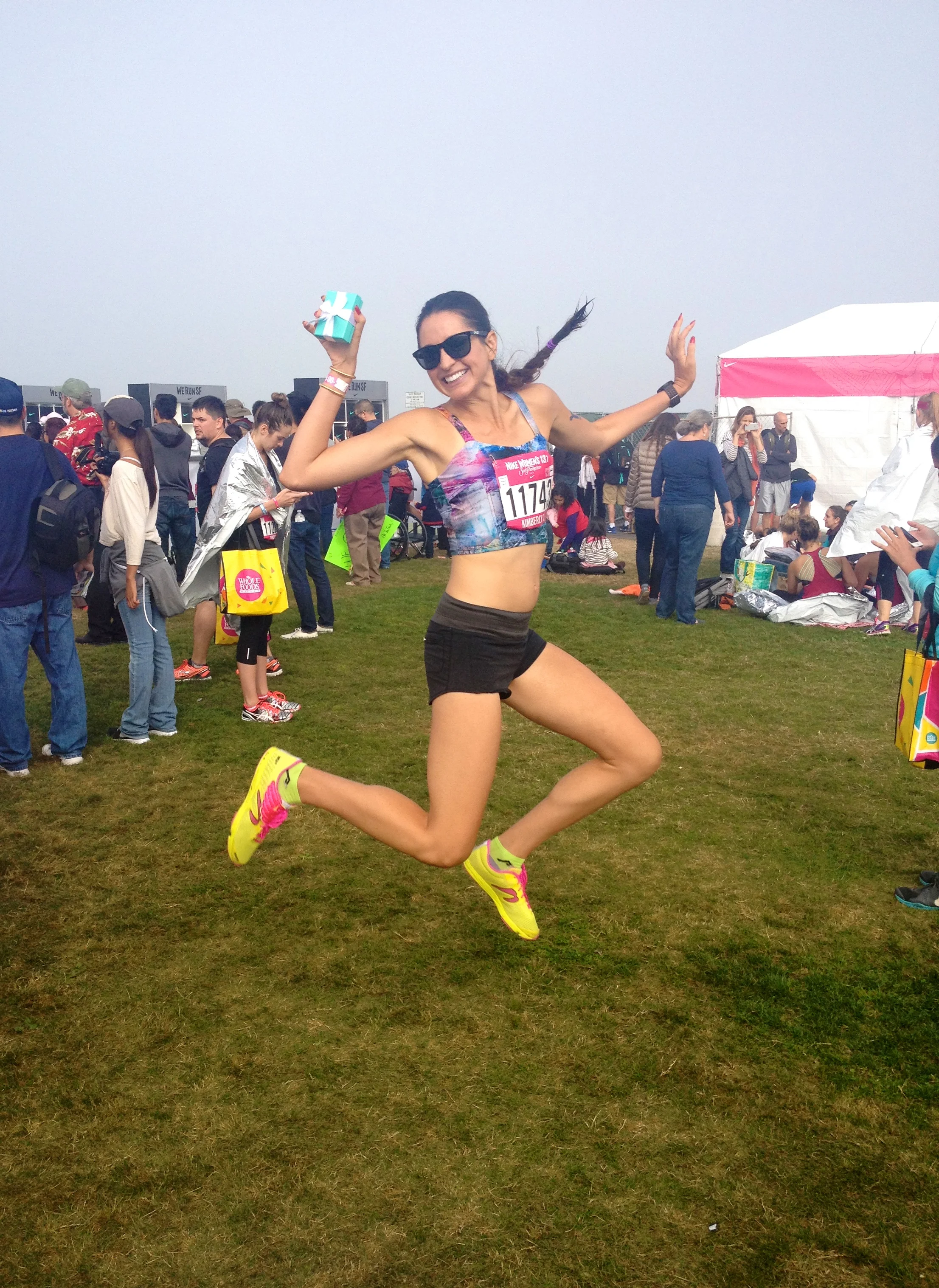 yahhhh can't resist me a jumping photo opp. only took one shot to get it. 