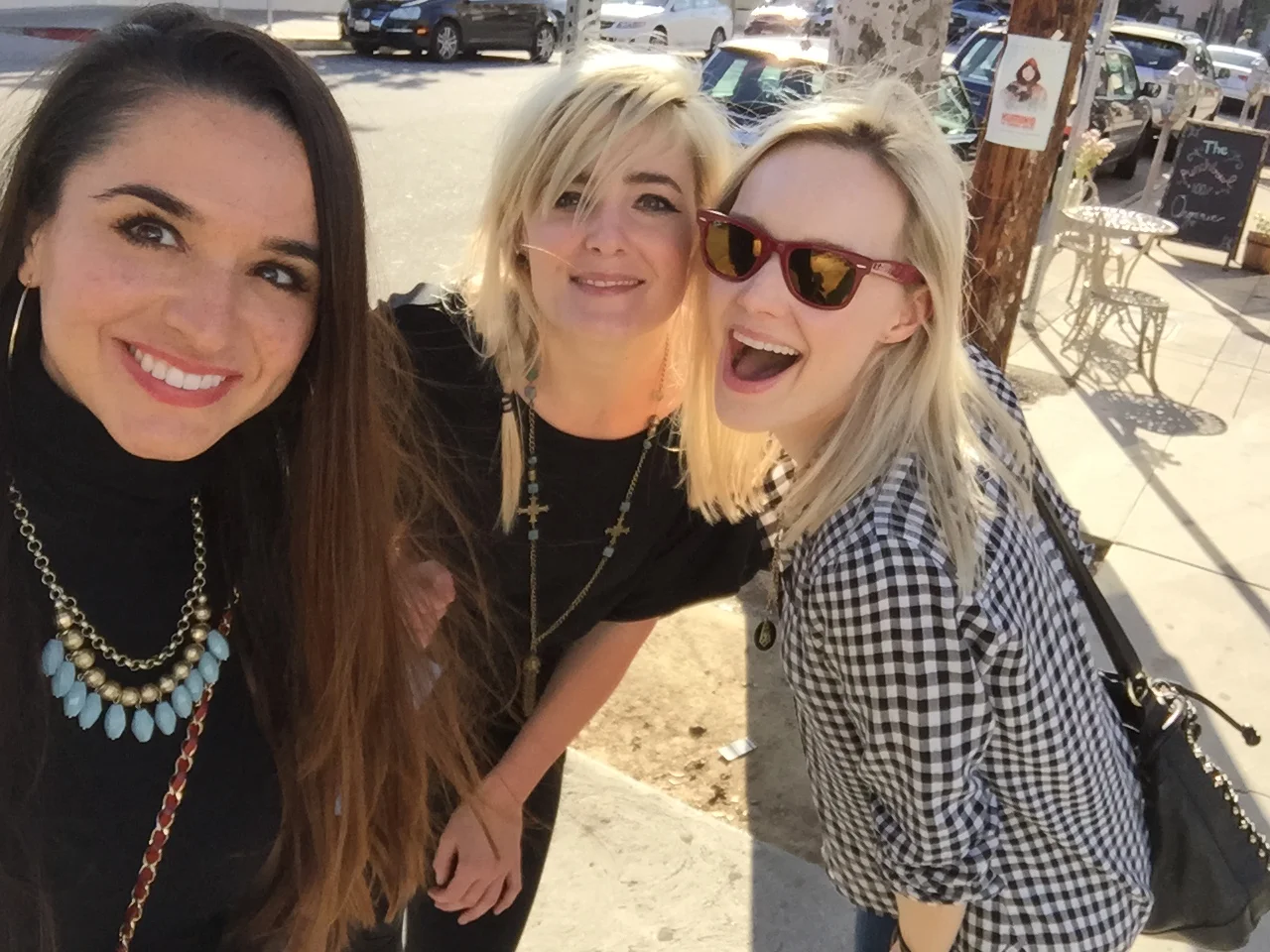 break from running to hang out with college besties in la. life is perfect.