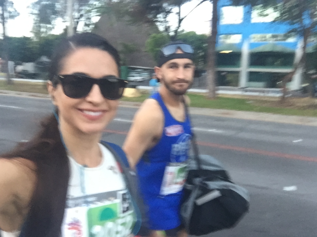 someone wasn't interested in wasting energy before the race on smiling. SMART!