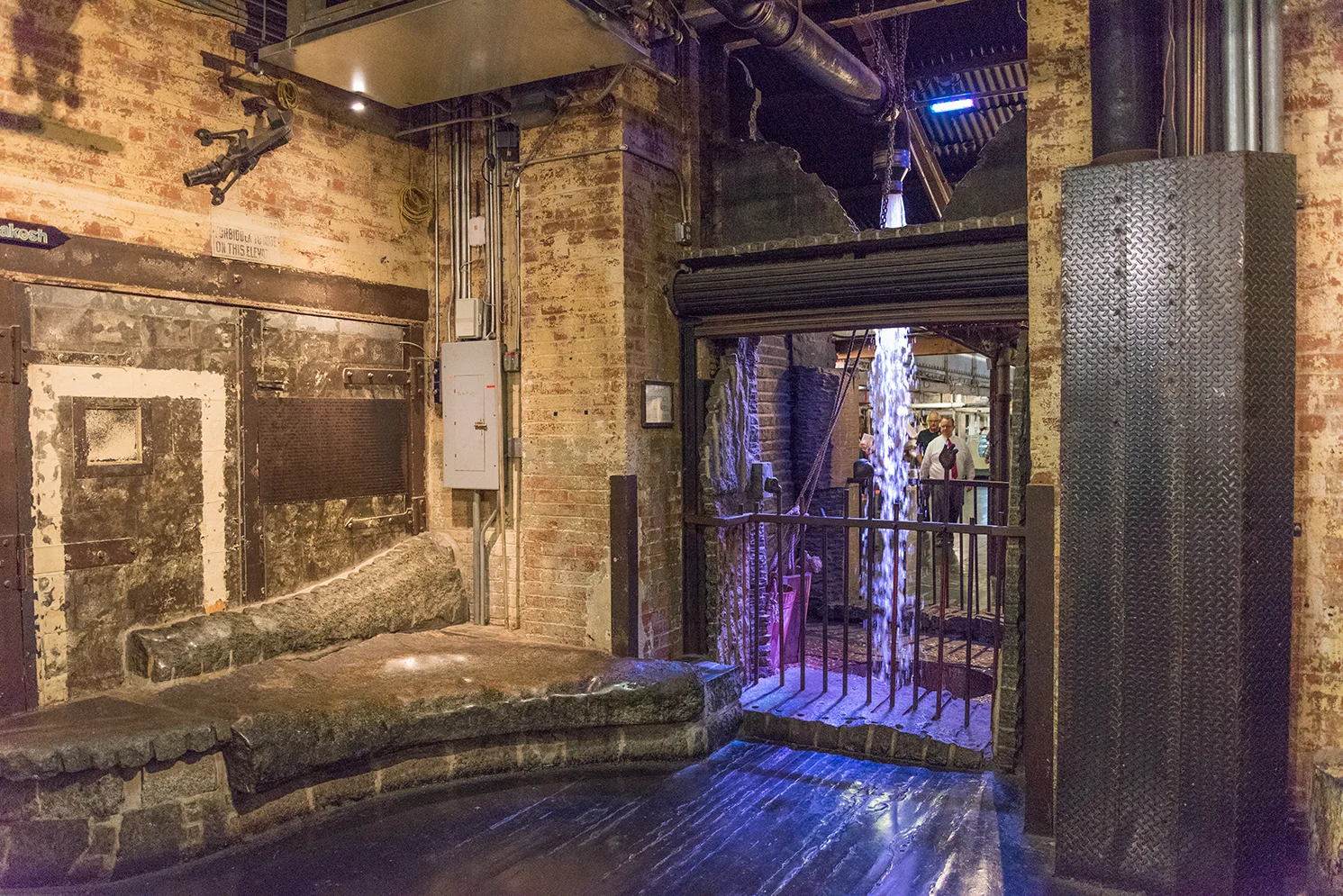 ROCK MAMA NYC LIFESTYLE BLOG - CHELSEA MARKET