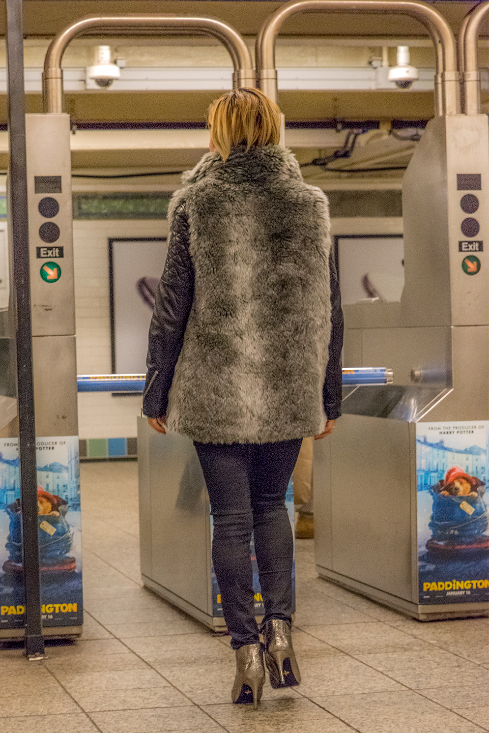 ROCK MAMA NYC LIFESTYLE BLOG - HOW TO WEAR BIKER JACKET IN COLD WINTER TIME