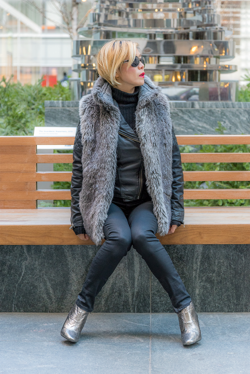 ROCK MAMA NYC LIFESTYLE BLOG - HOW TO WEAR BIKER JACKET IN COLD WINTER TIME