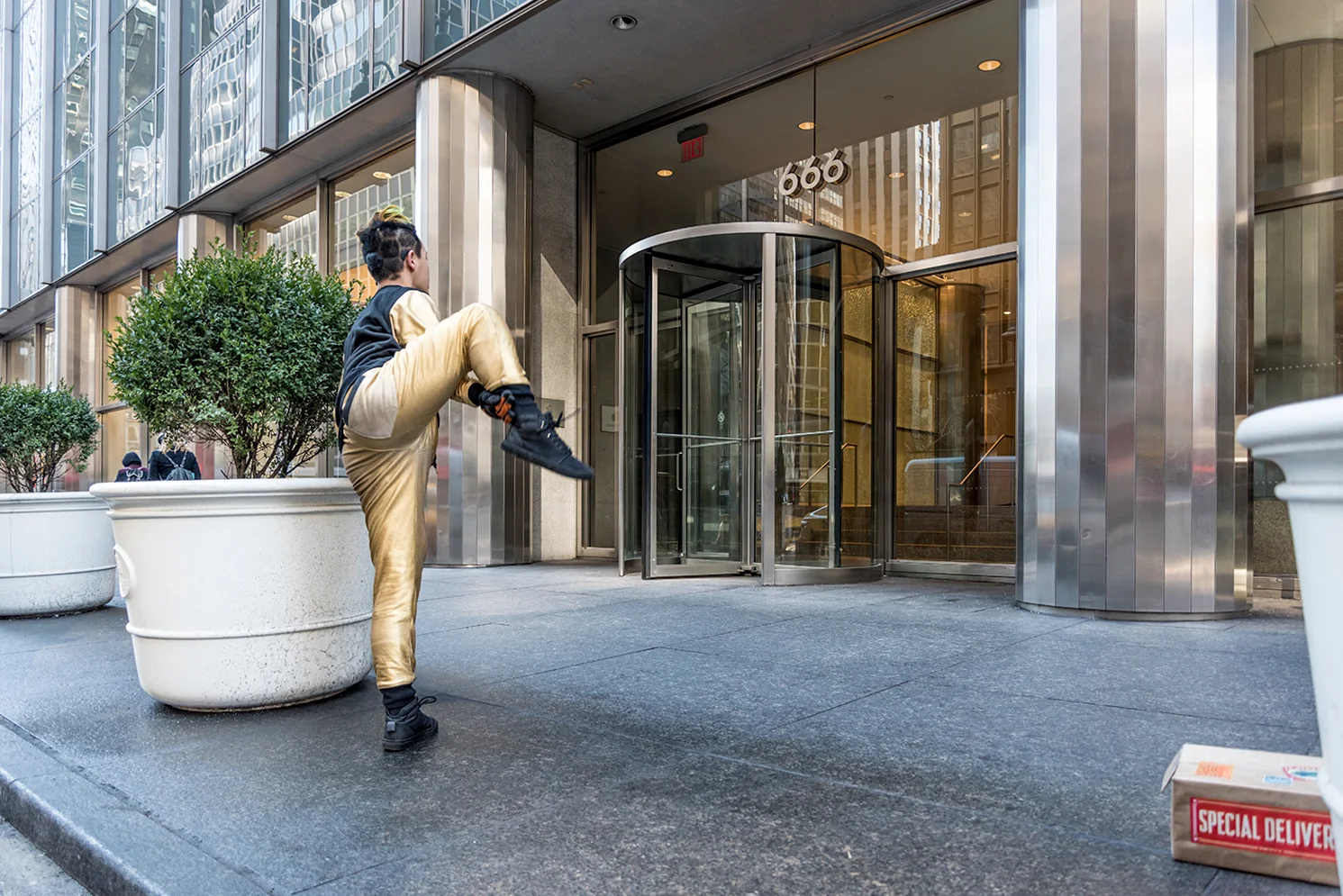 ROCK MAMA NYC LIFESTYLE BLOG - JAPAN IN NYC - TOSHIHIKO NAKAZAWA
