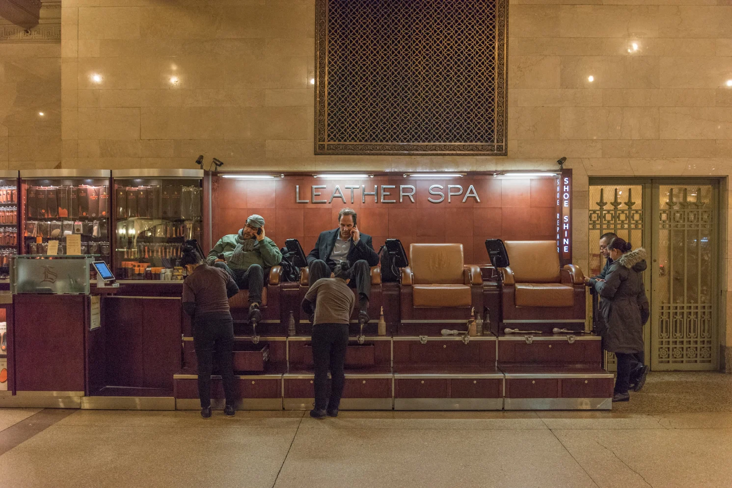 ROCK MAMA NYC LIFESTYLE BLOG - DINING CONCOURSE - GRAND CENTRAL STATION